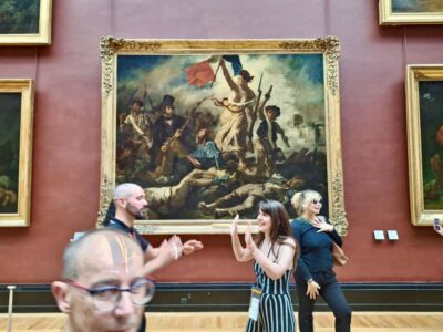 Skip-the-Line Louvre Museum Tour with Artist - Skip-the-line reserved entry through a separate entrance