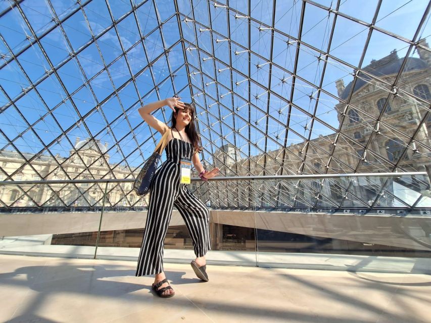 Skip-the-Line Louvre Museum Tour with Artist - What to bring for a smoother Louvre visit