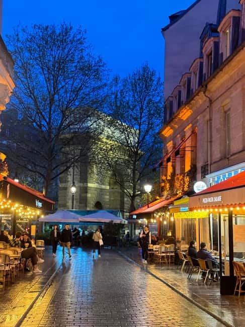 Solo travelers Meetup:A cultural stroll,Drinks & socializing - What You’re Actually Paying For (and Why It’s Good Value)
