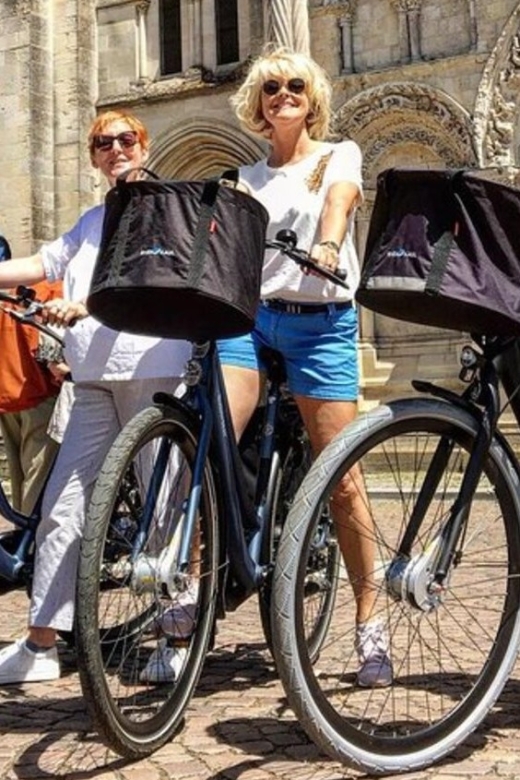 The Best of Paris by Bike with a Local - Les Invalides and Grand Palais on the return: strong culture stops without the marathon