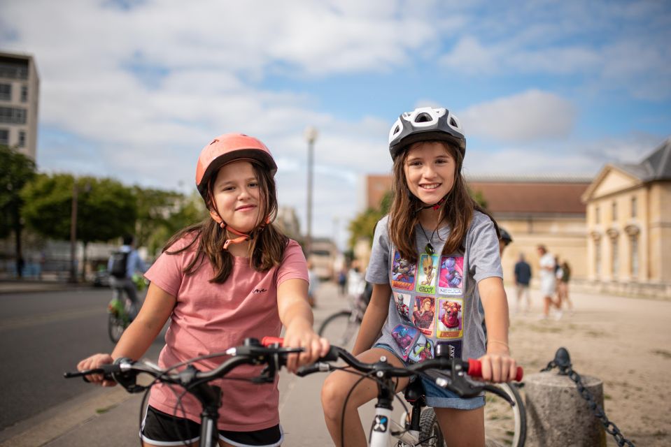 The Best of Paris: Small Group Bike Tour like a Local - Rain or Shine: Staying Comfortable and Safe