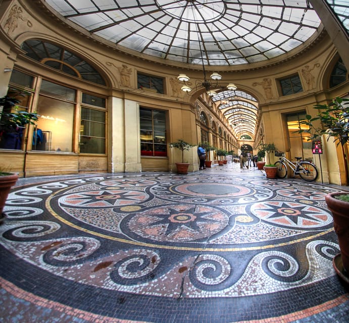 The covered passages of Paris - Palais Royal to Galerie Vero-Dodat: art books and a calmer start