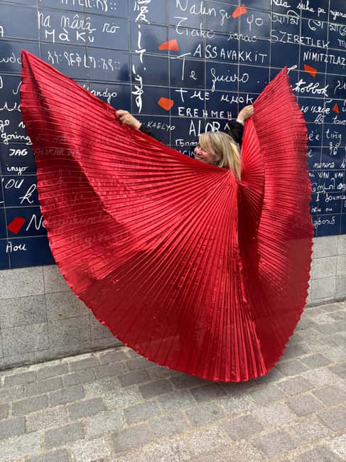 The voice of Montmartre is a must-see in Paris - The Vineyard Stop: A Local Pause That Changes the Pace