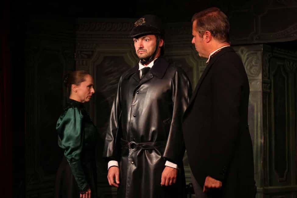 Theatre in Paris: The Bald Soprano (La cantatrice chauve) - Tickets and value: what $47 buys you for a long-running classic