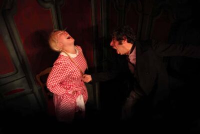 Theatre in Paris: The Lesson (La leçon) - English surtitles: the real secret to enjoying La leçon