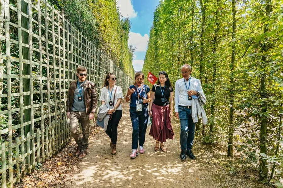 Versailles: Palace, Gardens & Marie Antoinette’s Estate Tour - Key points I’d plan around