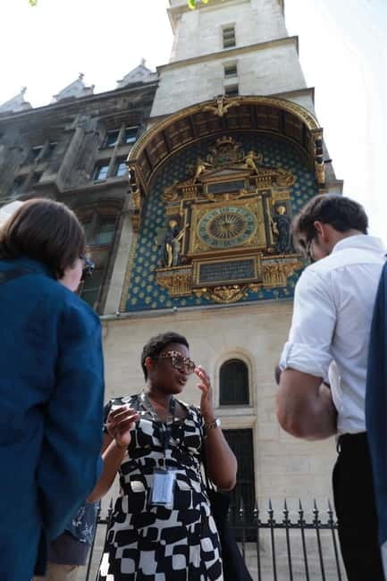 Walking Tour of Notre Dame Island and Sainte Chapelle Option - Meeting at Henri IV and finding your bearings fast